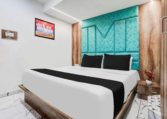 Super Collection O Maninagar Near Railway Station Formerly A1 Residency Ahmedabad